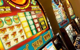 WAW777 Live Casino Blackjack strategi kartu dealer langsung